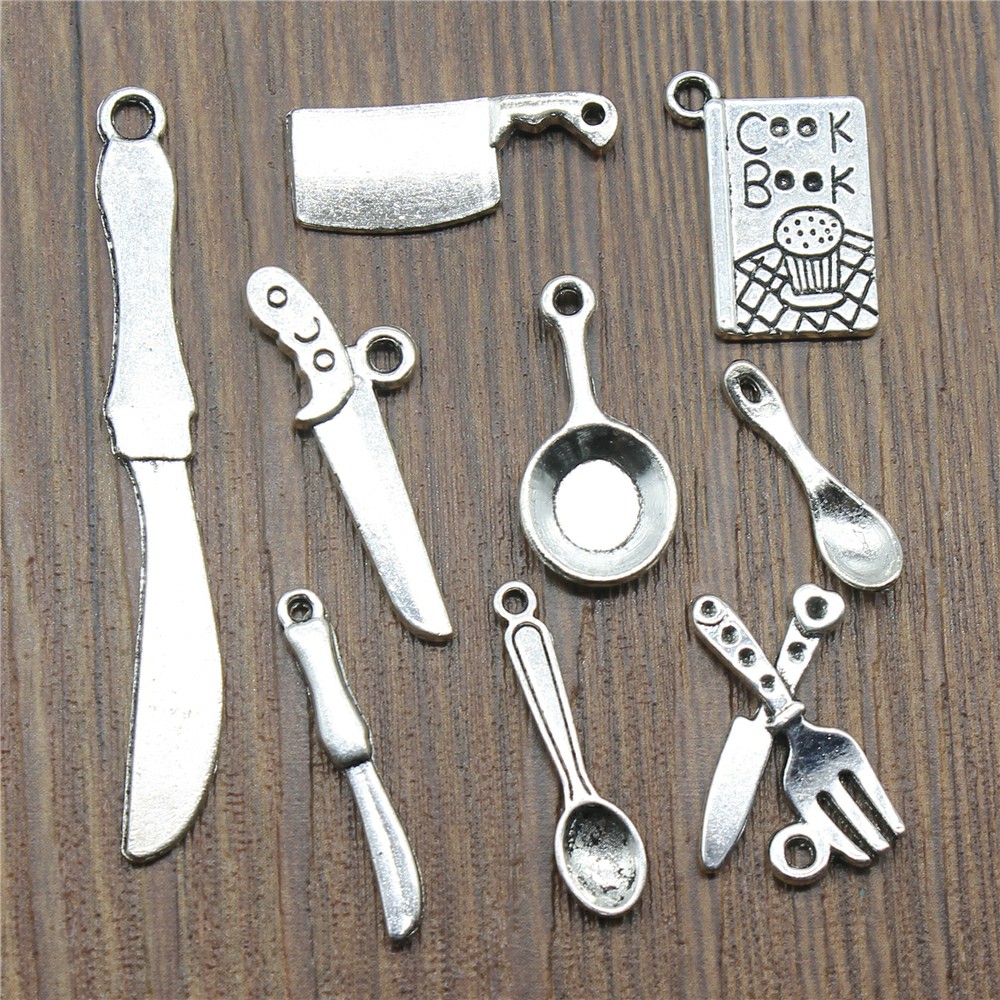 Vintage Collectible Spoons - Charmes de couteau de cuisine en